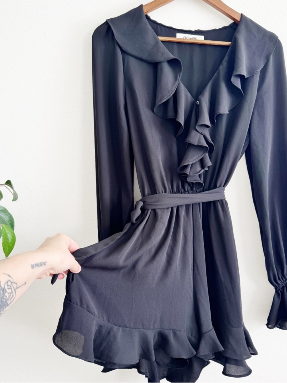 DO+BE Black Ruffle-Front Long Sleeve Romper medium